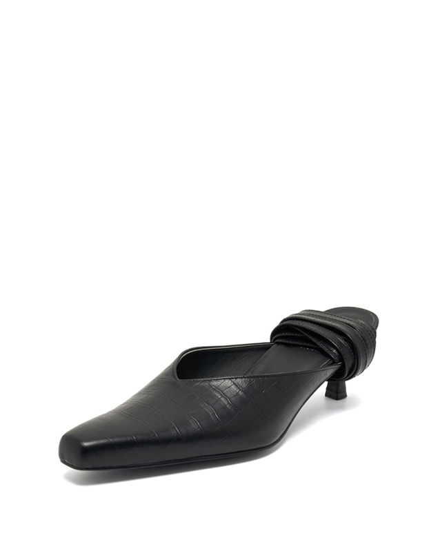 Crocodile lace-up sandals Black